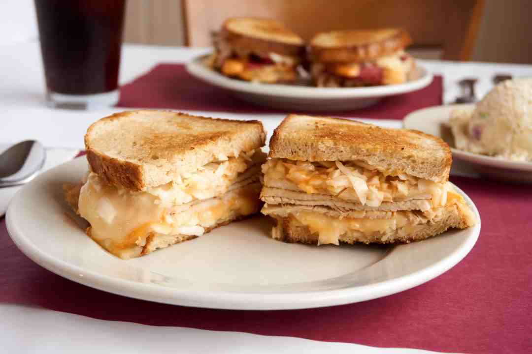 Avenue Diner