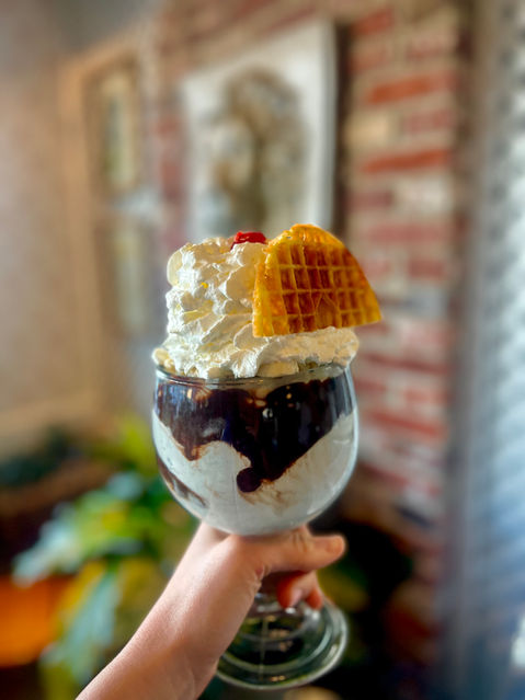 Duffer's Restaurant & Old Fashioned Ice Cream Parlor