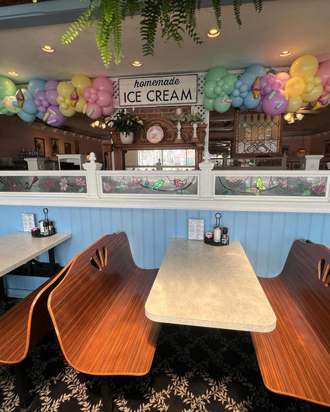 Duffer's Restaurant & Old Fashioned Ice Cream Parlor