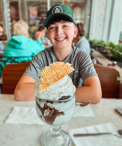 Duffer's Restaurant & Old Fashioned Ice Cream Parlor